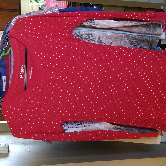 Bundle of five long sleeved shirts. - Picture 2 of 11